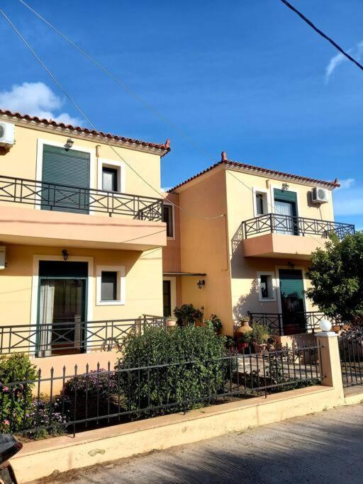 Balcony With A View - In The Heart Of The Village Mesotopos Exterior foto